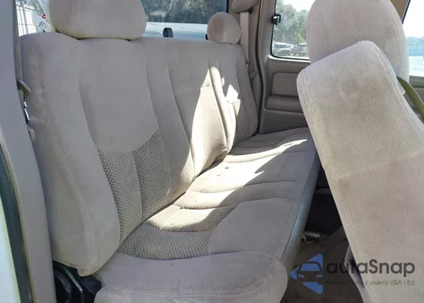 2004 Chevrolet Silverado 1500 Ls from USA, damaged, VIN 2GCEK19V141101532